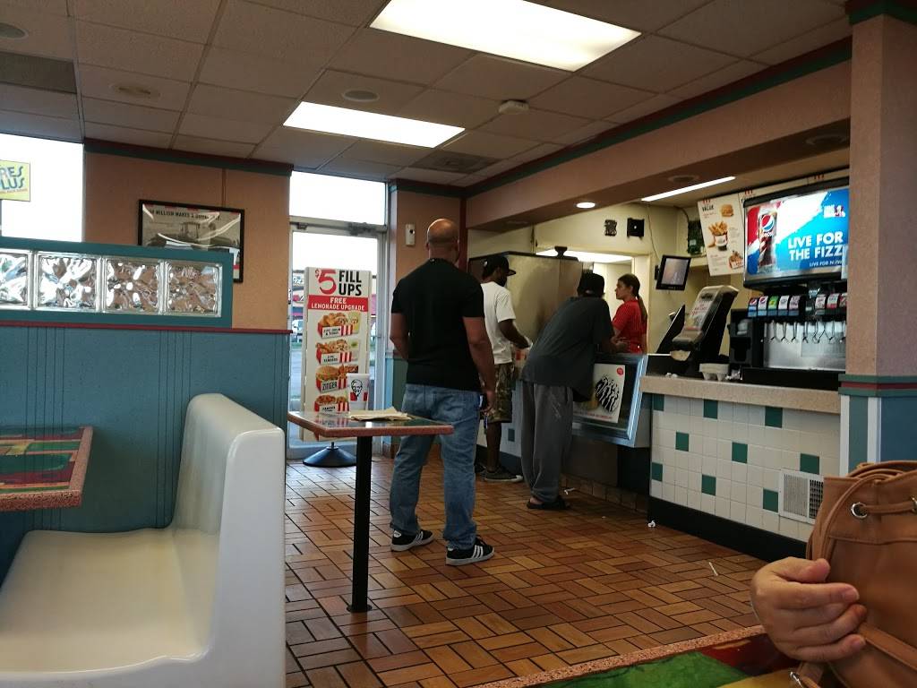 KFC | restaurant | 11920 Blue Ridge Ext, Grandview, MO 64030, USA | 8167617426 OR +1 816-761-7426