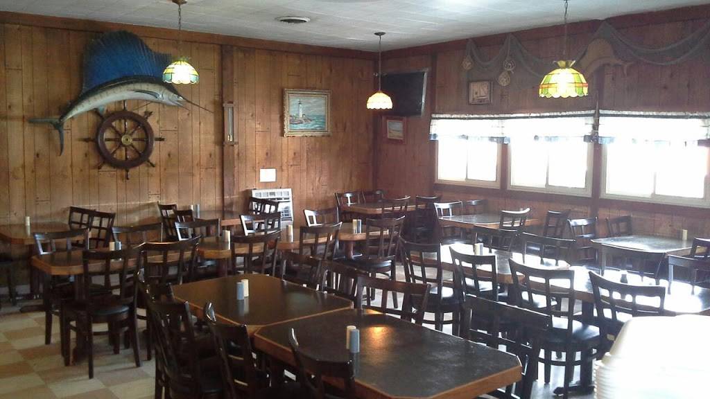 Off Shore Pier | restaurant | 637 3rd Avenue Extension, Rensselaer, NY 12144, USA | 5182839880 OR +1 518-283-9880