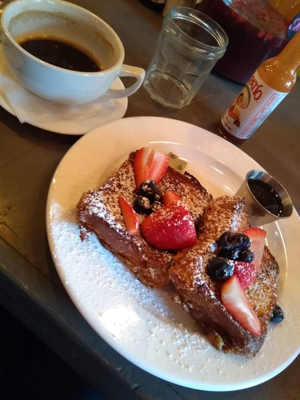 Zona Sur Bar Bistro | restaurant | 4314 4th Ave, Brooklyn, NY 11220, USA | 7187881606 OR +1 718-788-1606