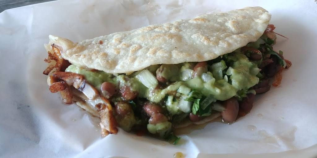 Mami Chelis | restaurant | 989 El Camino Real #2, Menlo Park, CA 94025, USA | 6505210636 OR +1 650-521-0636