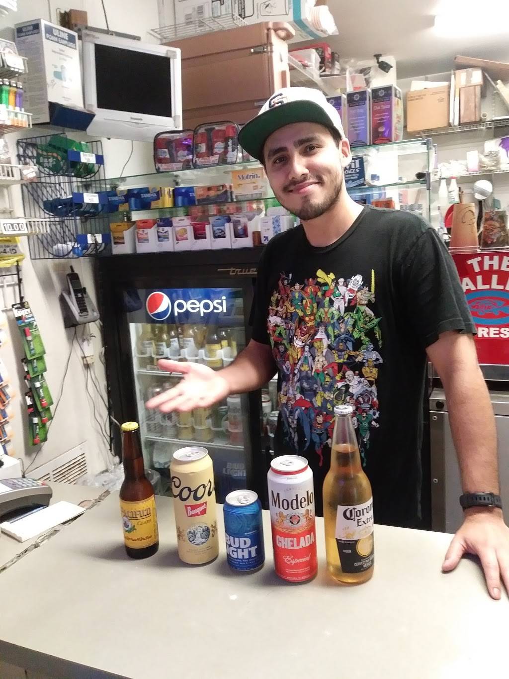 The Galley | restaurant | 2804 Emerson St, San Diego, CA 92106, USA | 6192341134 OR +1 619-234-1134