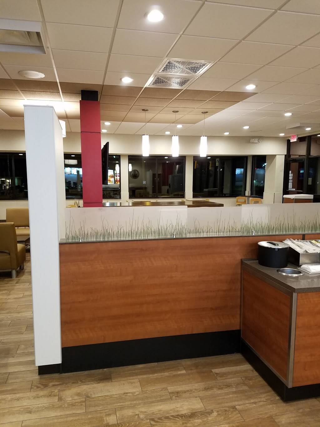 Wendys | restaurant | 10765 Montgomery Rd, Cincinnati, OH 45242, USA | 5135300163 OR +1 513-530-0163