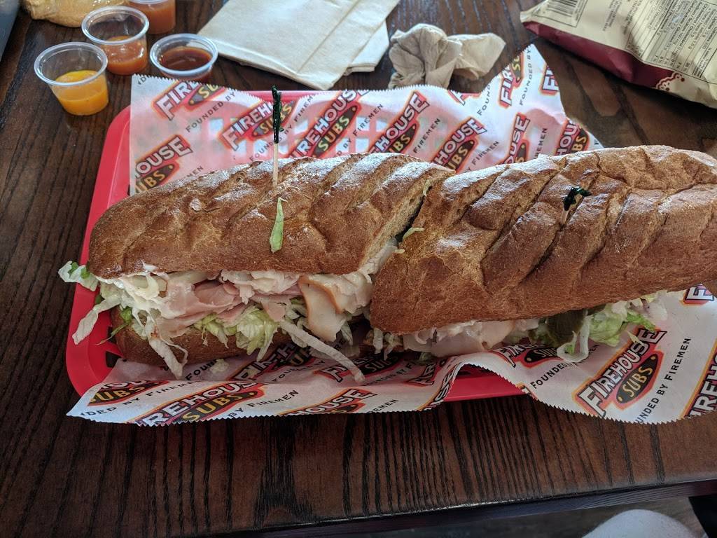 Firehouse Subs | restaurant | 2901 Major MacKenzie Dr W, Maple, ON L6A 3N9, Canada | 9058320002 OR +1 905-832-0002
