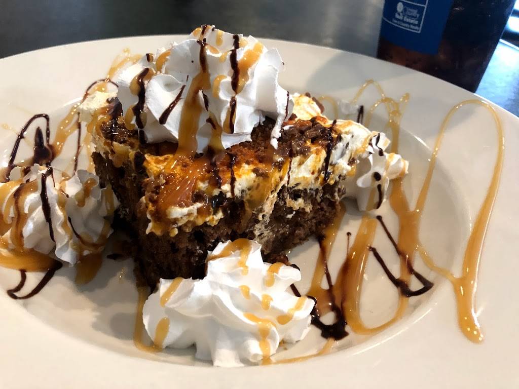 Tennessee Barbeque | restaurant | 407 E Main St, Livingston, TN 38570, USA | 9318238227 OR +1 931-823-8227