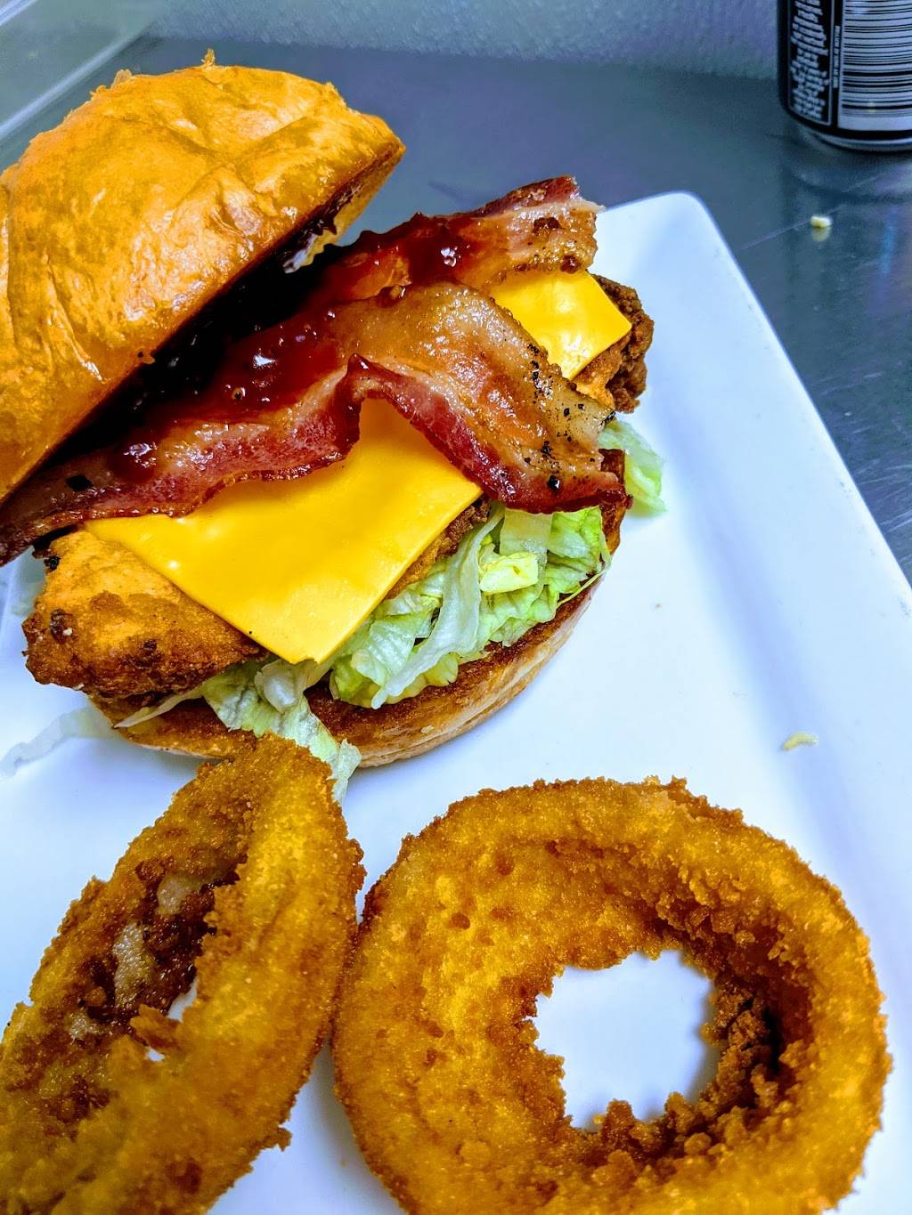 20 Mile Tap House | restaurant | 12543 N Hwy 83, Parker, CO 80134, USA | 3038416782 OR +1 303-841-6782