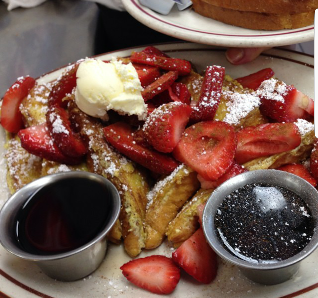 Mega Toms Burgers | restaurant | 25201 Madison Ave, Murrieta, CA 92562, USA | 9516989976 OR +1 951-698-9976