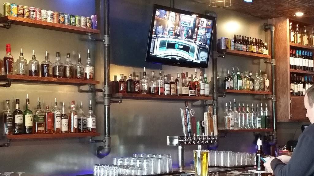 The Detour Bar & Grill | restaurant | 1920 E Riverside Blvd, Loves Park, IL 61111, USA | 7794230179 OR +1 779-423-0179