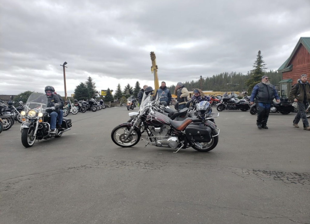 Curley’s | restaurant | 26433 W Hwy 53, Post Falls, ID 83854, USA | 2087735816 OR +1 208-773-5816