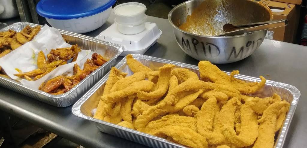 Dbos Wings N More | restaurant | 4407 Elvis Presley Blvd, Memphis, TN 38116, USA | 9013459464 OR +1 901-345-9464