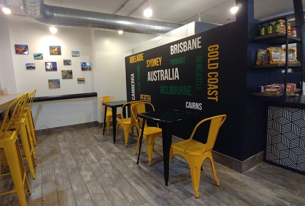 Barangaroos Aussie Pies | bakery | 3208 N Sheffield Ave, Chicago, IL 60657, USA | 7737703510 OR +1 773-770-3510