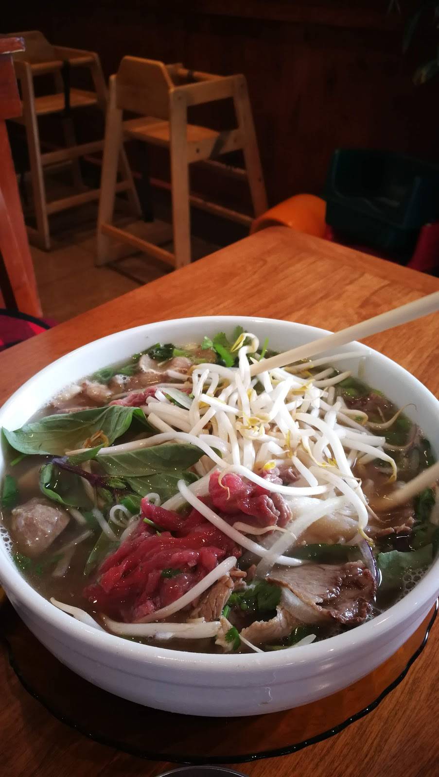 Phở Hưng Restaurant | restaurant | 1195 Dundas St E, Mississauga, ON L4Y 2C1, Canada | 9052758588 OR +1 905-275-8588