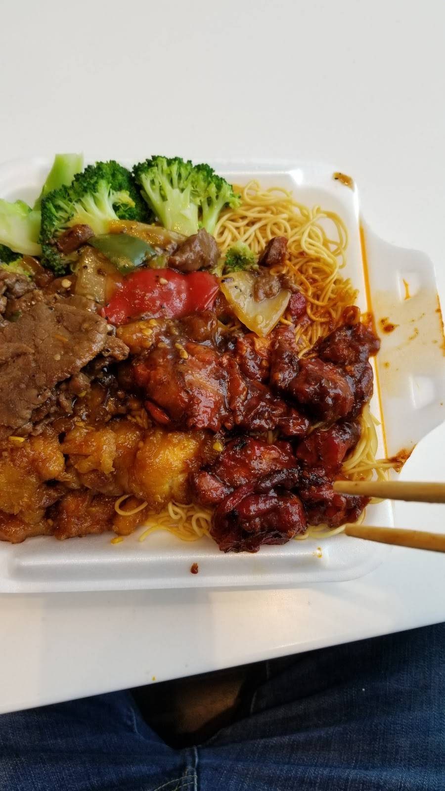 Bourbon St.Grill | restaurant | 1840 The Queensway, Toronto, ON M9C 1B8, Canada | 4166218988 OR +1 416-621-8988