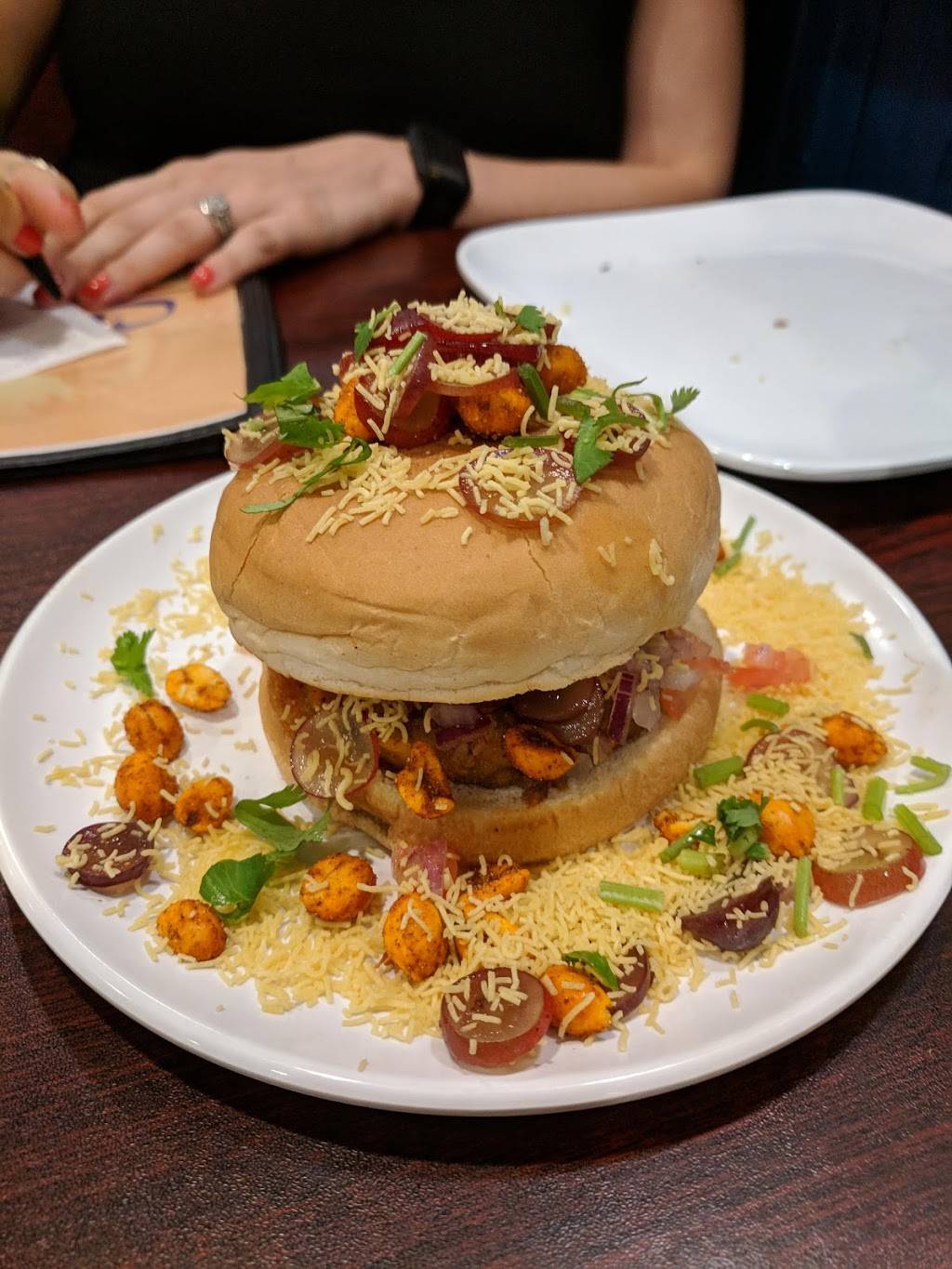 Chatpatay | restaurant | 8661 Baymeadows Rd, Jacksonville, FL 32256, USA | 9046835528 OR +1 904-683-5528