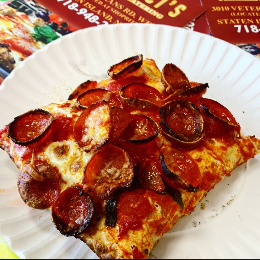 Valduccis Pizzeria | restaurant | 3010 Veterans Rd W, Staten Island, NY 10309, USA | 7189482002 OR +1 718-948-2002