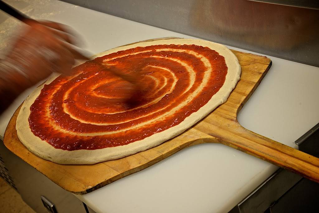 Francos NY Pizza and Subs | meal takeaway | 17 S Whiteville Vlg, Whiteville, NC 28472, USA | 9109146000 OR +1 910-914-6000