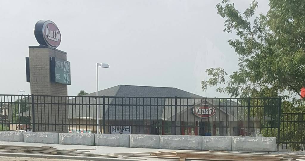 Kum & Go | meal takeaway | 18908 Q St, Omaha, NE 68135, USA | 4028611841 OR +1 402-861-1841