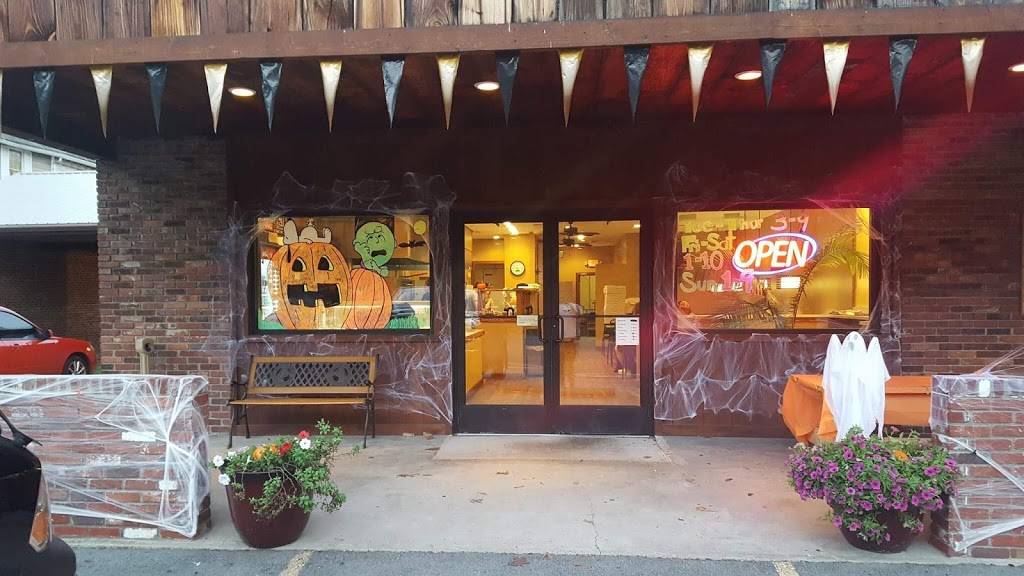 The Pizza Company | restaurant | 1963 Lone Pine Rd, Marianna, PA 15345, USA | 7247512001 OR +1 724-751-2001