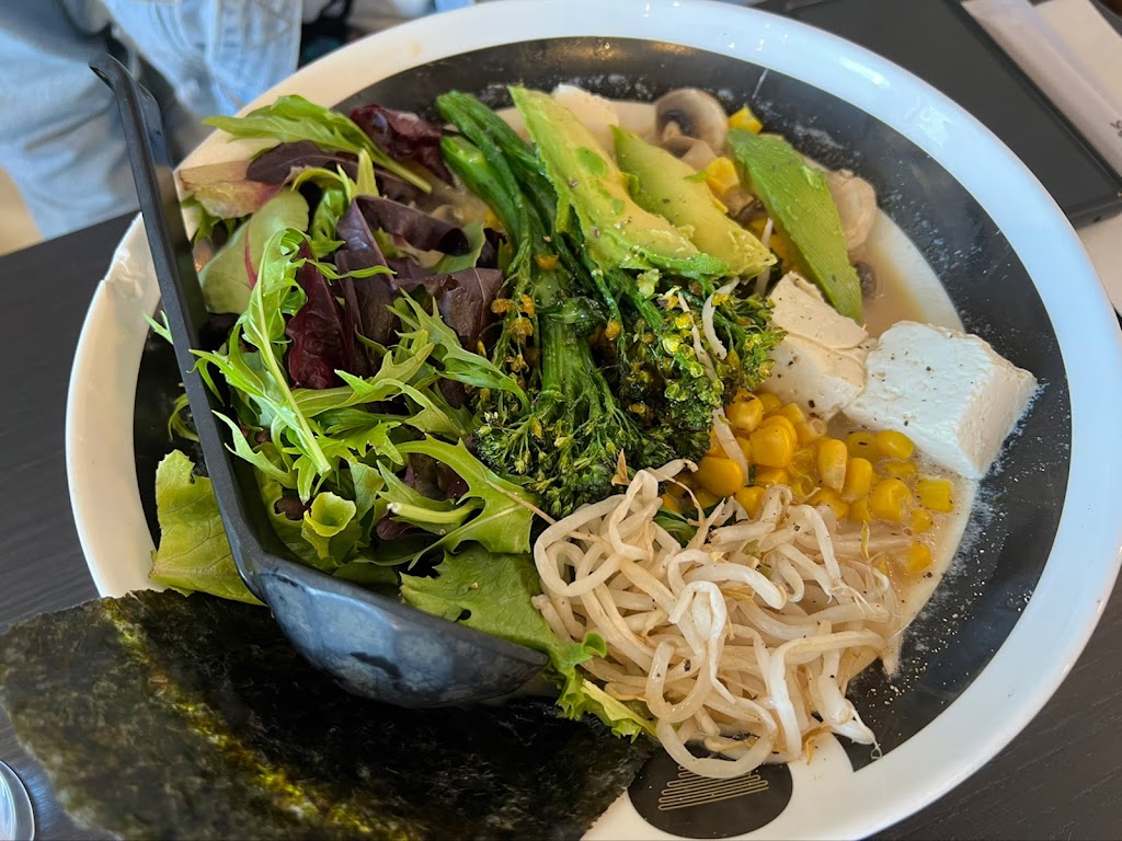 SilverLake | restaurant | 4545 La Jolla Village Dr, San Diego, CA 92122, USA | 8583526195 OR +1 858-352-6195