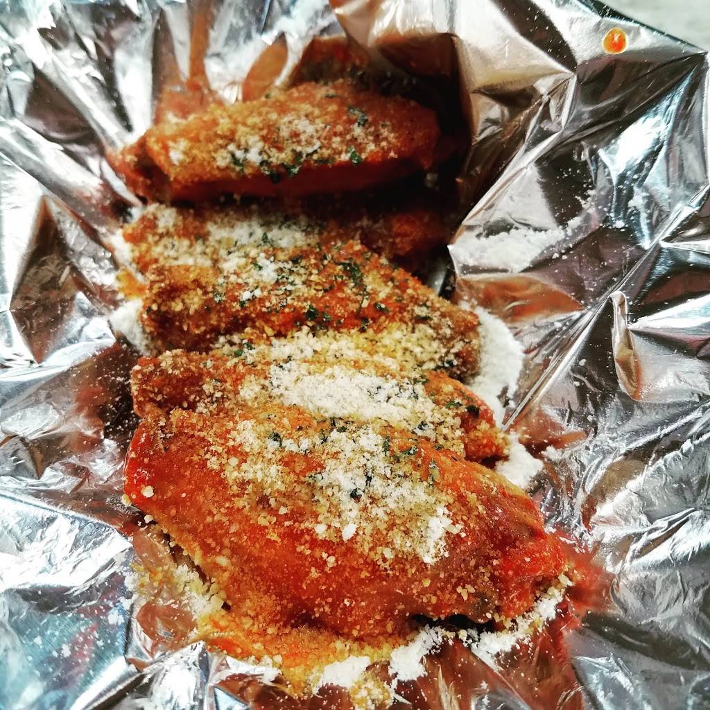 Dream Wings | restaurant | 3425 Ella Blvd, Houston, TX 77018, USA | 7136405705 OR +1 713-640-5705