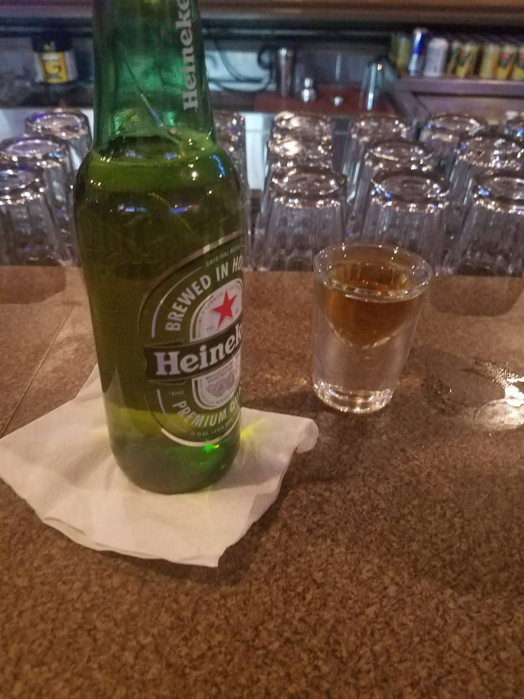 Mr. Gees Bar & Grille | restaurant | 593 Broadway Ave, Bedford, OH 44146, USA | 4404396246 OR +1 440-439-6246