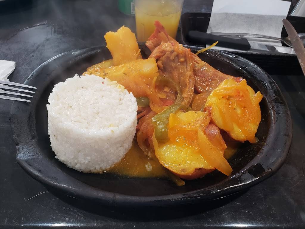 Mi Fondita Colombian Restaurant | restaurant | 16786 NW 67th Ave, Hialeah, FL 33015, USA | 3055579496 OR +1 305-557-9496