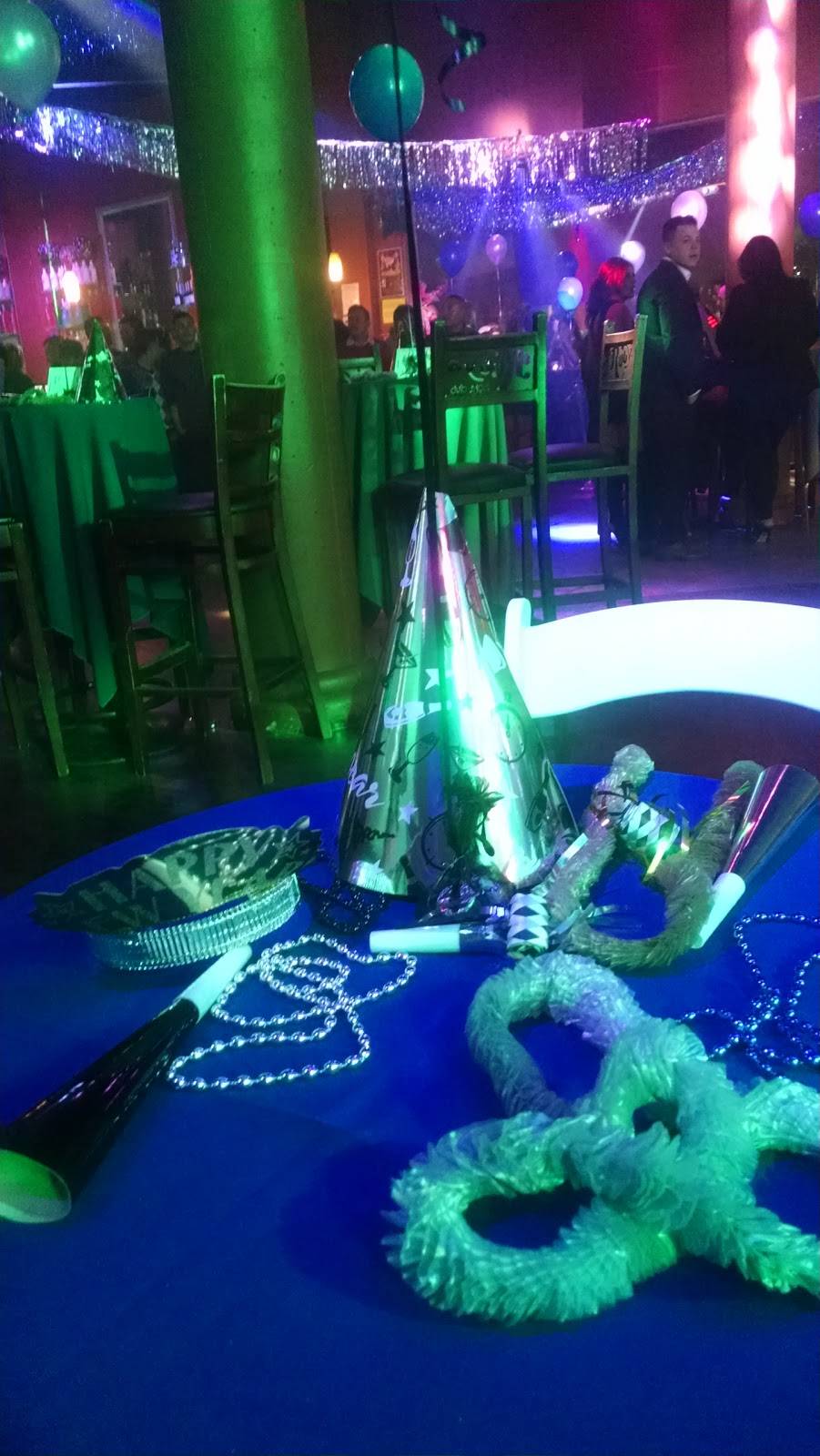 Rubys Nightclub | night club | 348 S Oxnard Blvd, Oxnard, CA 93030, USA | 8054862169 OR +1 805-486-2169