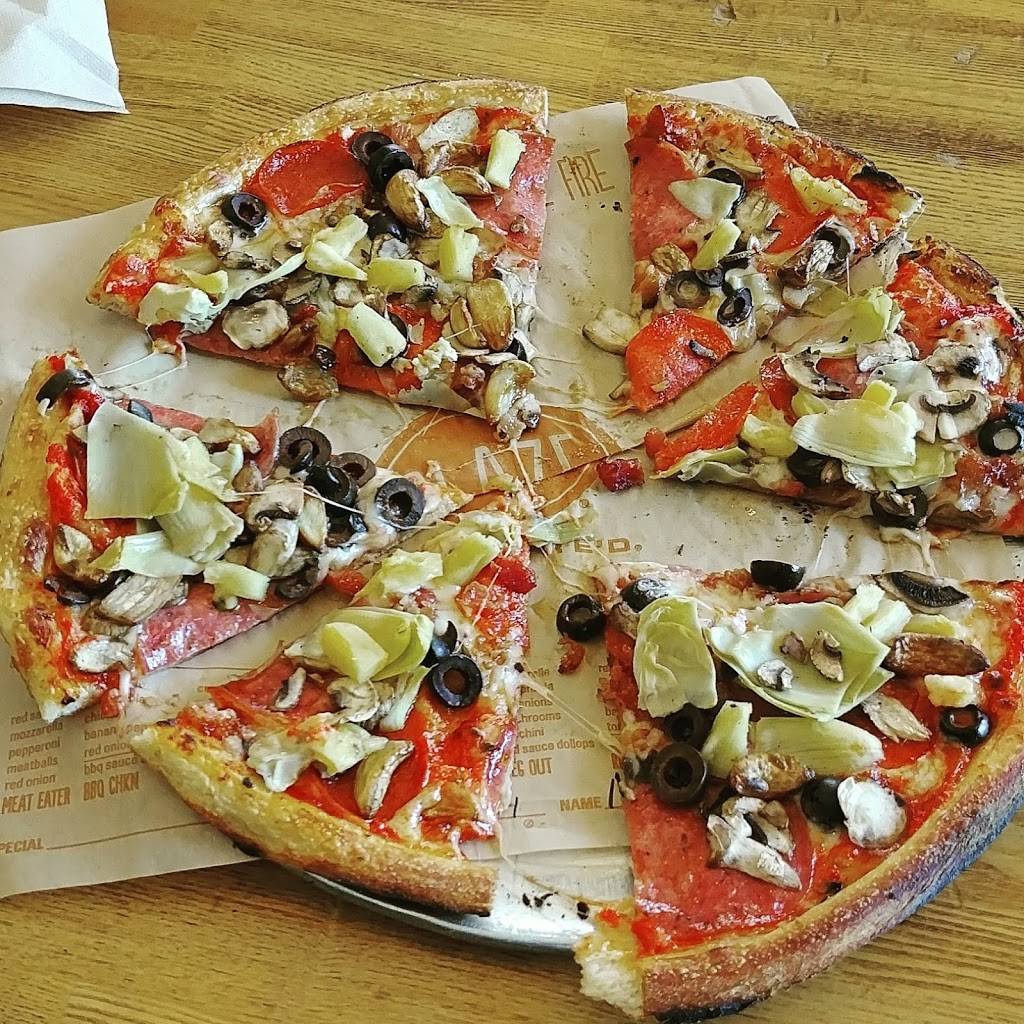 Blaze Pizza | meal takeaway | 3900 California Ave, Bakersfield, CA 93309, USA | 6616410203 OR +1 661-641-0203
