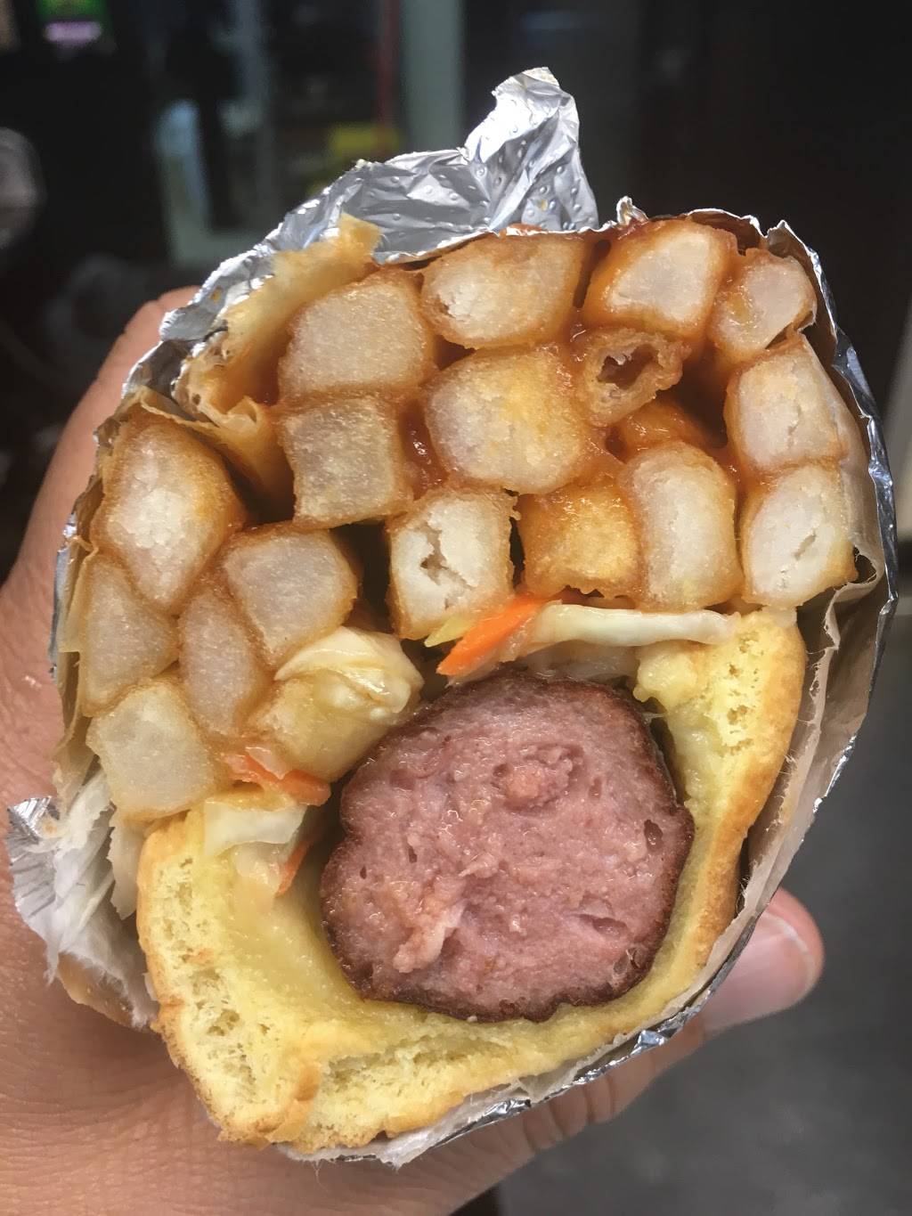 B & M Barbeque | restaurant | 12626 Bellaire Rd, Cleveland, OH 44135, USA | 2169417427 OR +1 216-941-7427