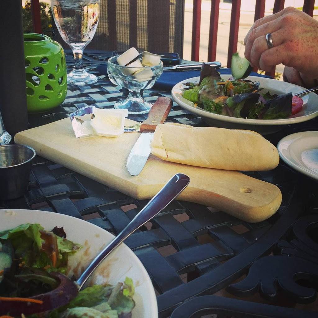 The Hatchery | restaurant | 118 S Elizabeth St, Angola, IN 46703, USA | 2606659957 OR +1 260-665-9957