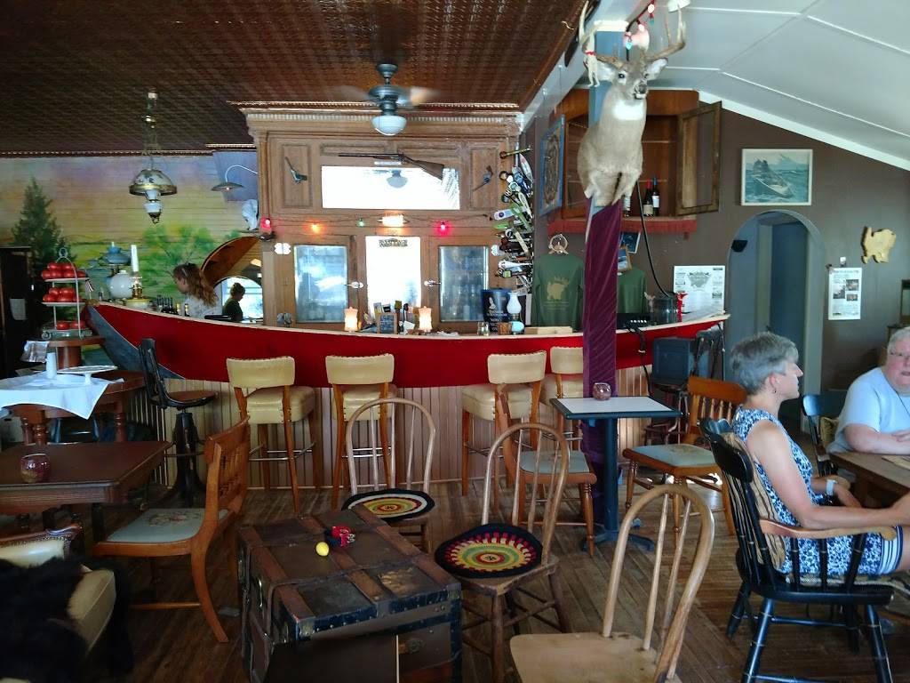 Fiddlers Green | restaurant | 1699 Jackson Harbor Rd, Washington, WI 54246, USA | 9208472610 OR +1 920-847-2610