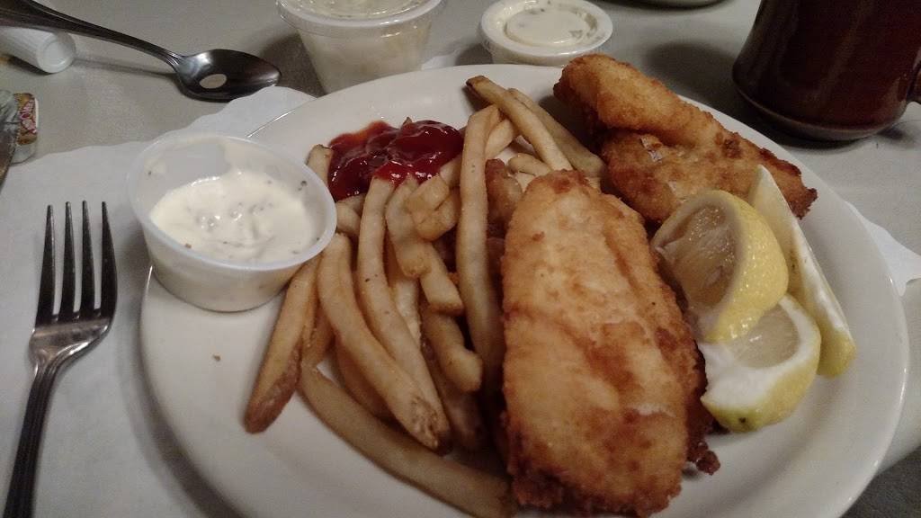 Cliffords Supper Club | restaurant | 10418 W Forest Home Ave, Hales Corners, WI 53130, USA | 4144256226 OR +1 414-425-6226