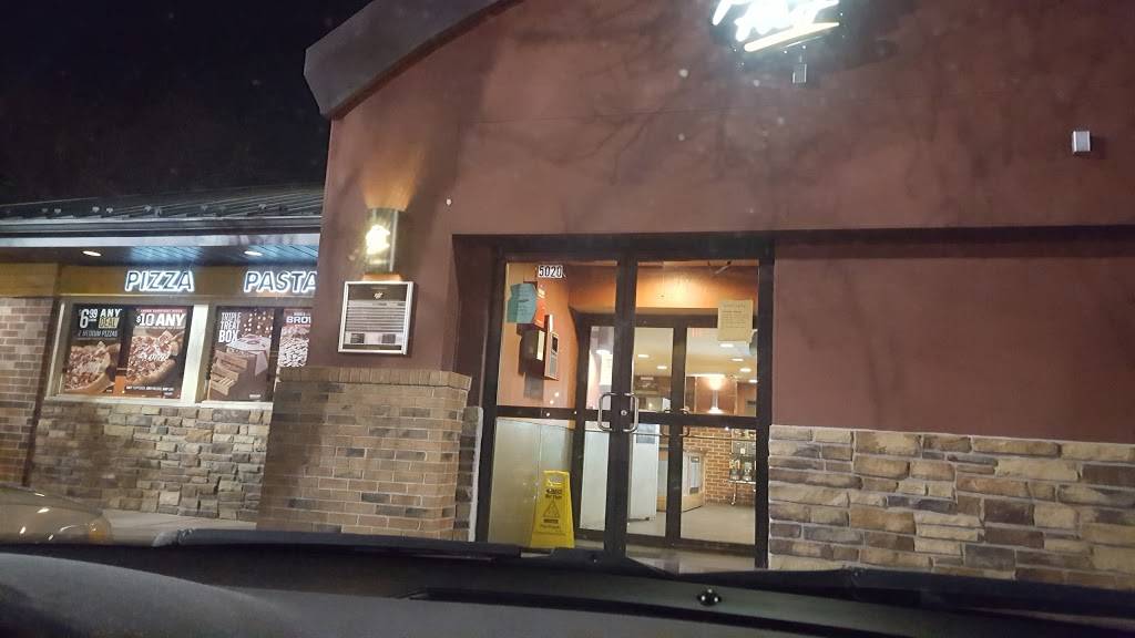 Pizza Hut | restaurant | 5020 W Cermak Rd, Cicero, IL 60804, USA | 7087808580 OR +1 708-780-8580