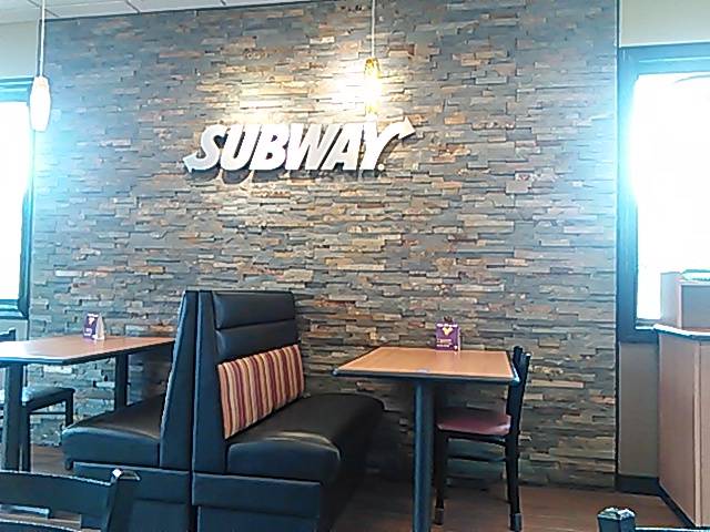 Subway | restaurant | 475 Gordonsville Hwy, Gordonsville, TN 38563, USA | 6156835050 OR +1 615-683-5050