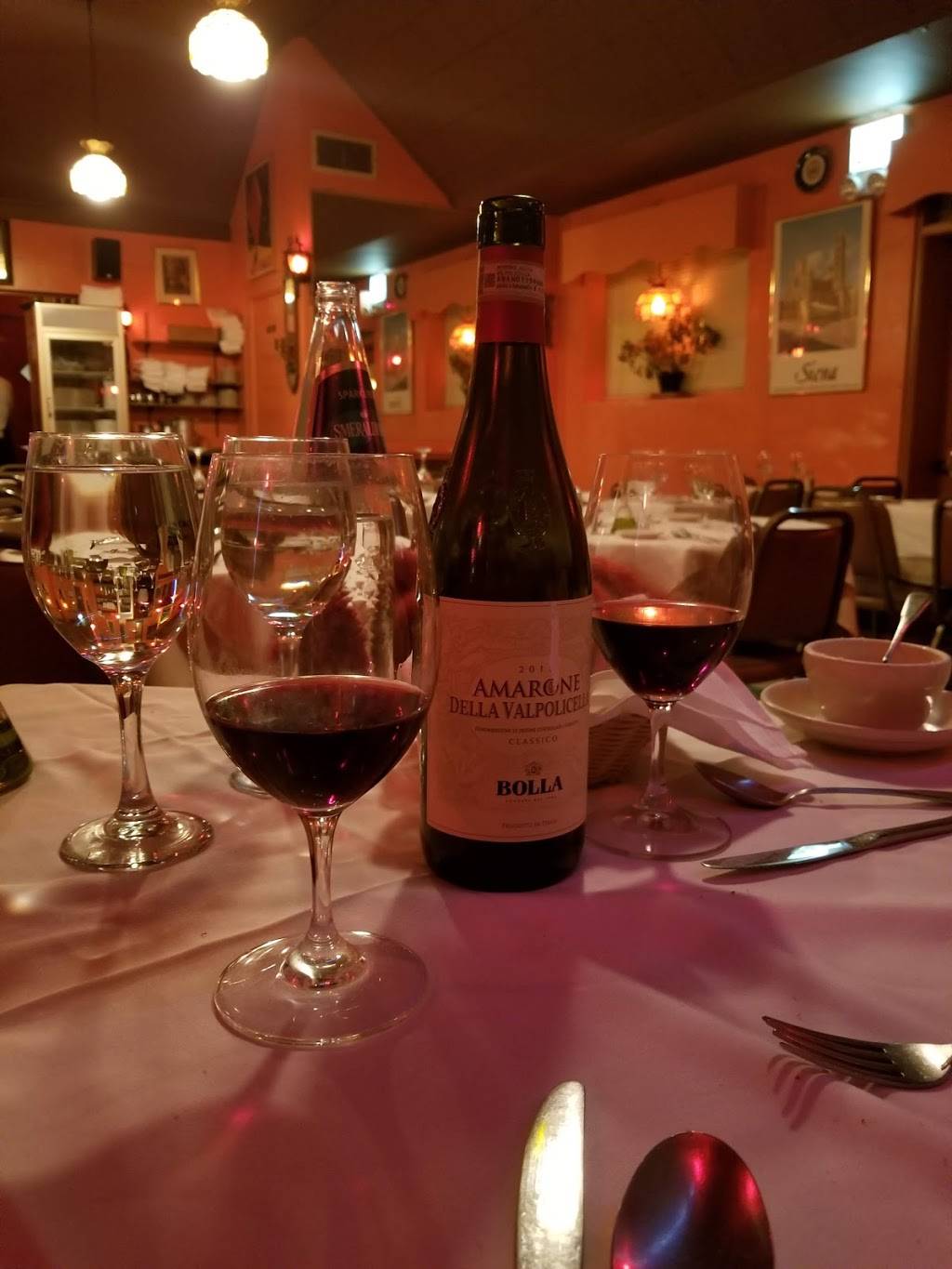 Brunas Ristorante | restaurant | 2424 S Oakley Ave, Chicago, IL 60608, USA | 7732545550 OR +1 773-254-5550