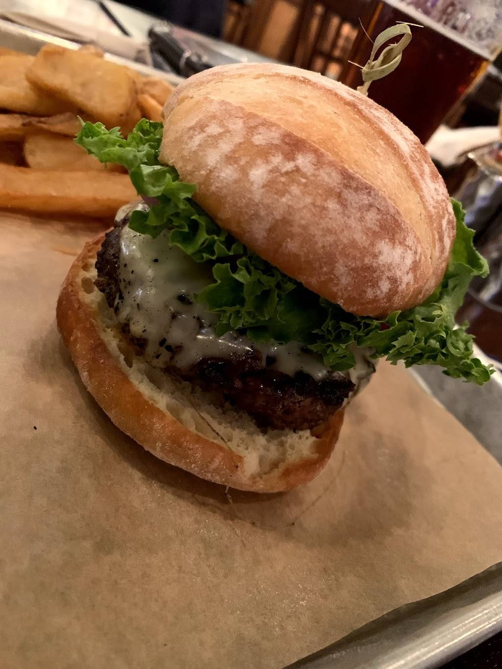 The Cask Taphouse and Grill | restaurant | 80 Kunkle Dr, Easton, PA 18045, USA | 6104385655 OR +1 610-438-5655