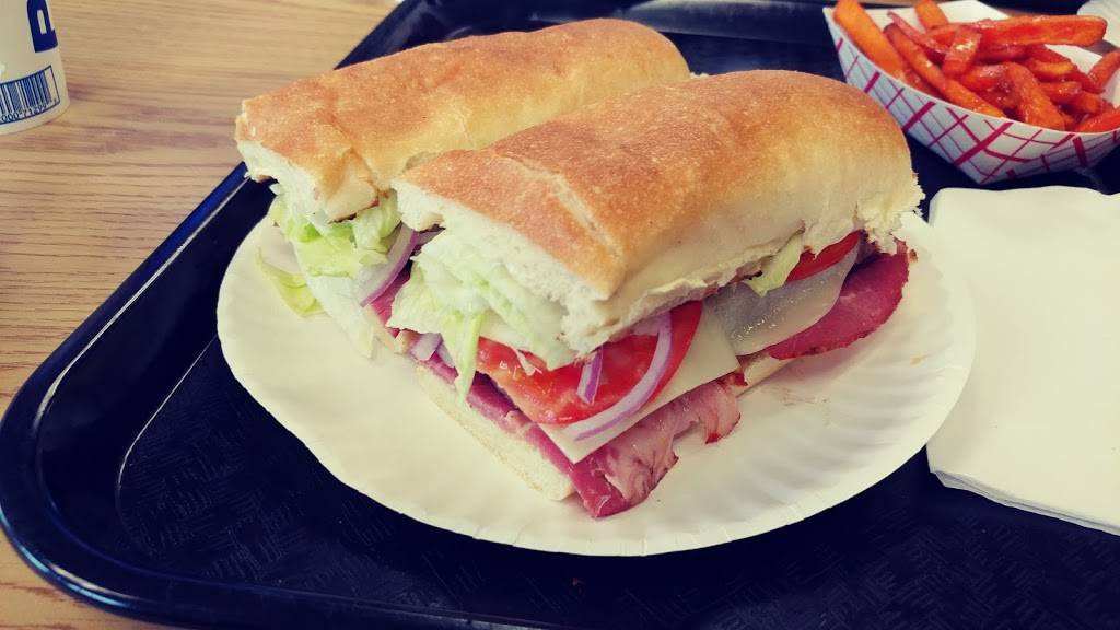 John & Marys | restaurant | 13485 Broadway, Alden, NY 14004, USA | 7169373311 OR +1 716-937-3311