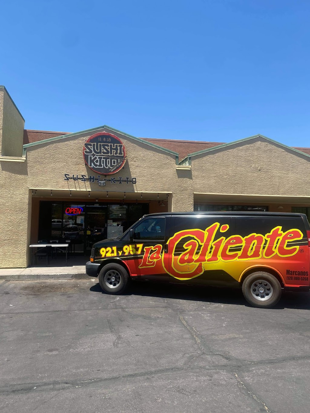 Sushi-kito Restaurant LLC | restaurant | 5650 S 12th Ave Suite 180, Tucson, AZ 85706, USA | 5204860482 OR +1 520-486-0482