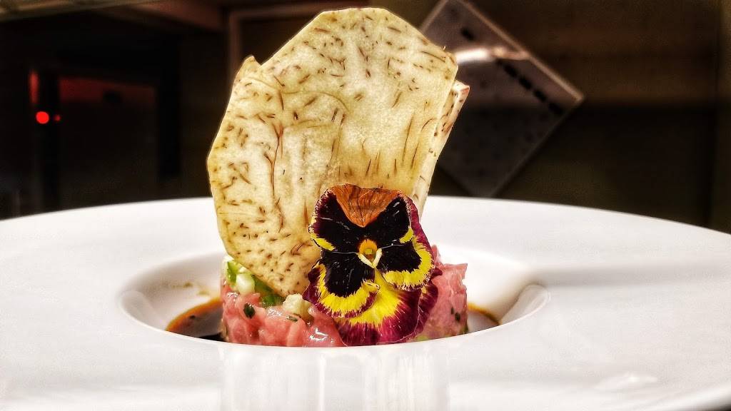 Mesob Restaurant | restaurant | 3601 Broadway Blvd, Kansas City, MO 64111, USA | 8164427311 OR +1 816-442-7311