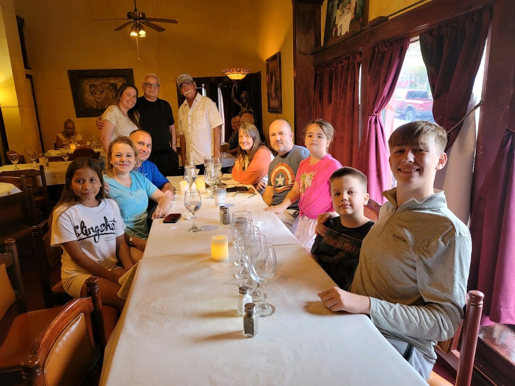 Rinos Italian Restaurant | restaurant | 400 E Main St, Trinidad, CO 81082, USA | 7198450949 OR +1 719-845-0949