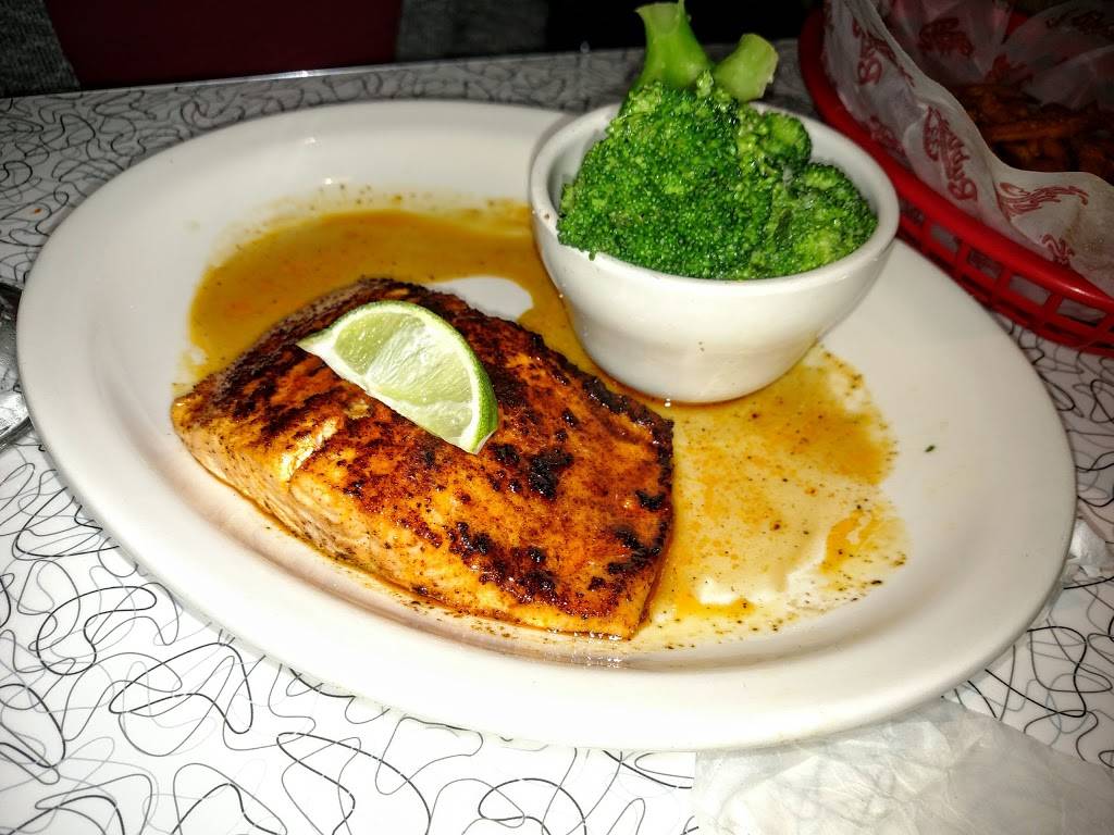 Bubbas 33 | restaurant | 19089 I-635, Mesquite, TX 75150, USA | 9726980133 OR +1 972-698-0133