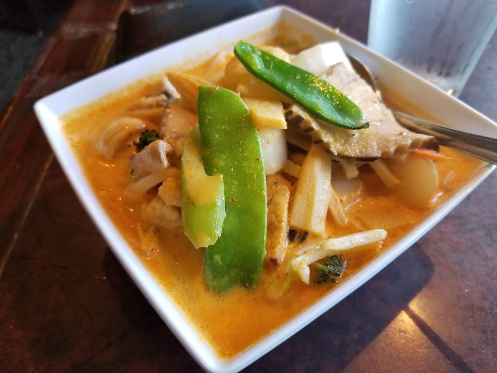 Sukhothai Of Rochester | restaurant | 54 W Auburn Rd, Rochester, MI 48307, USA | 2488444800 OR +1 248-844-4800