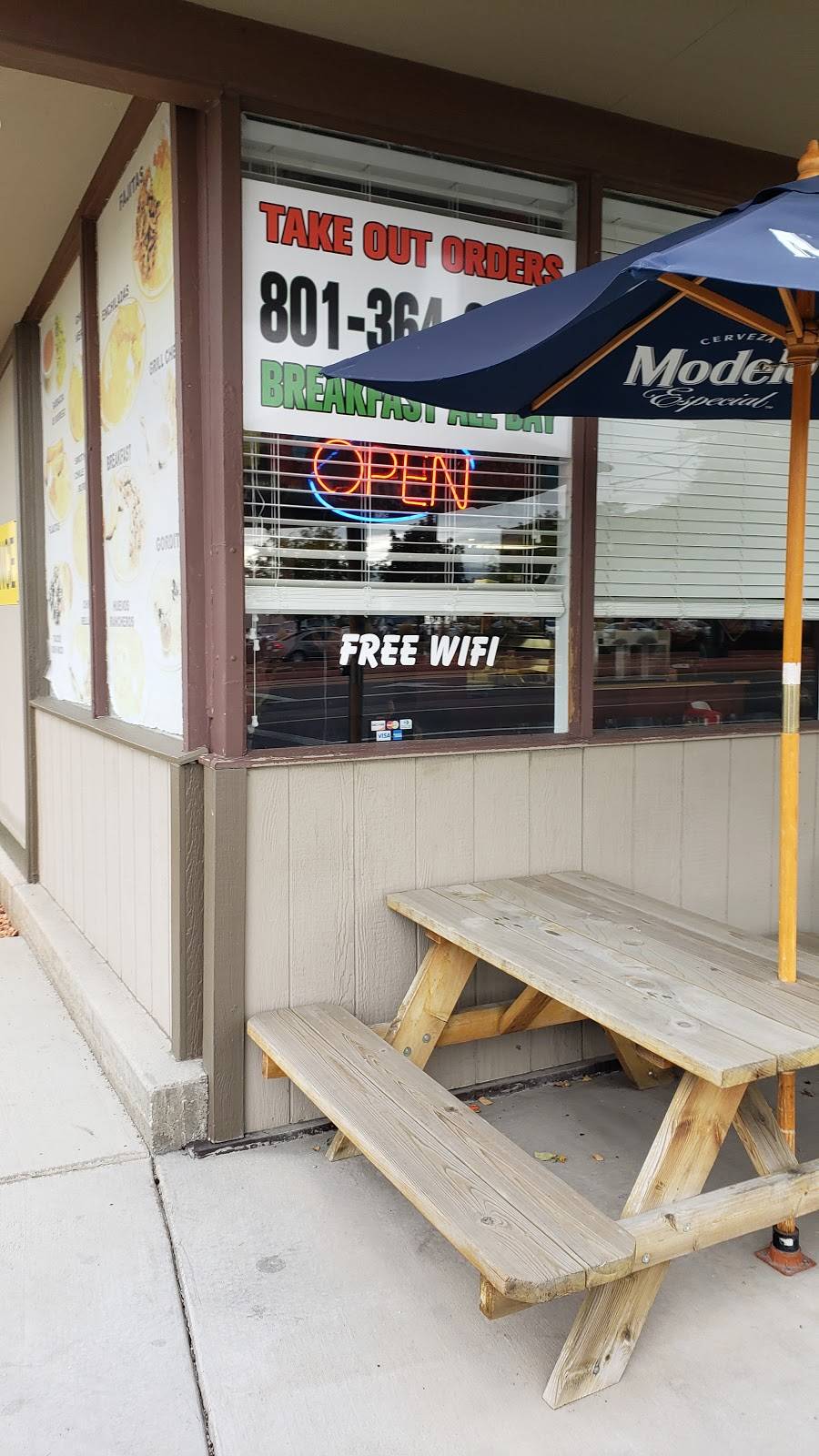 Nicos Restaurant | restaurant | 1458 West North Temple, Salt Lake City, UT 84116, USA | 8013640363 OR +1 801-364-0363