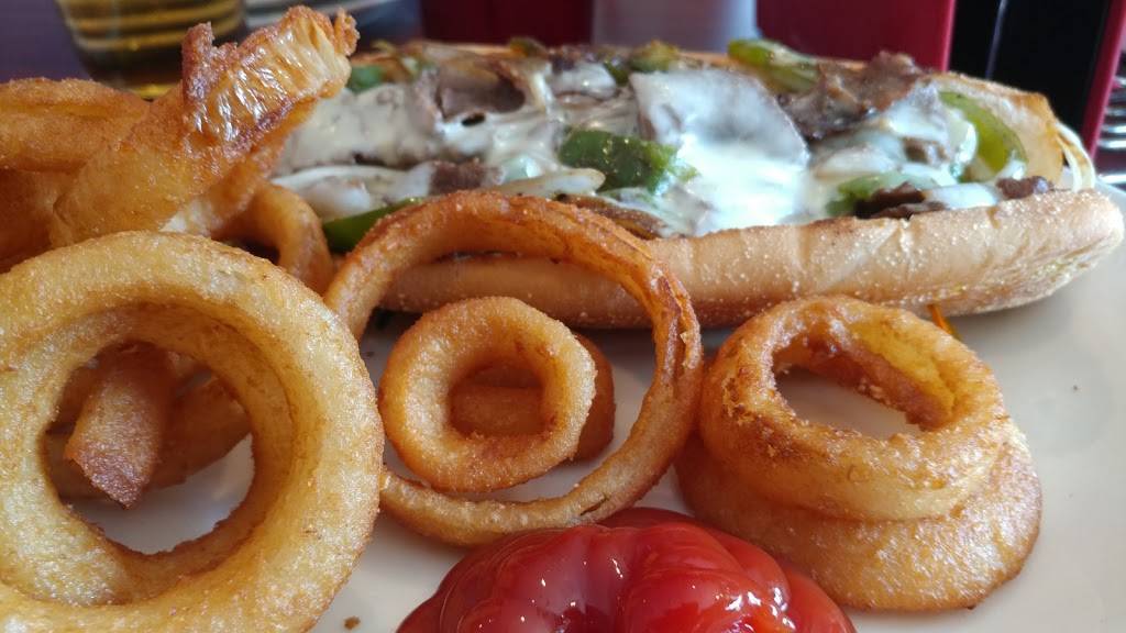 Friendly Confines Sports Restaurant | restaurant | 7025 Co Rd 46A, Lake Mary, FL 32746, USA | 3212570536 OR +1 321-257-0536