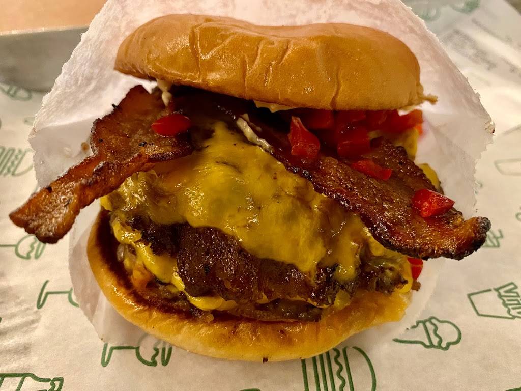 Shake Shack | restaurant | 8359 International Dr, Orlando, FL 32819, USA | 4072050362 OR +1 407-205-0362