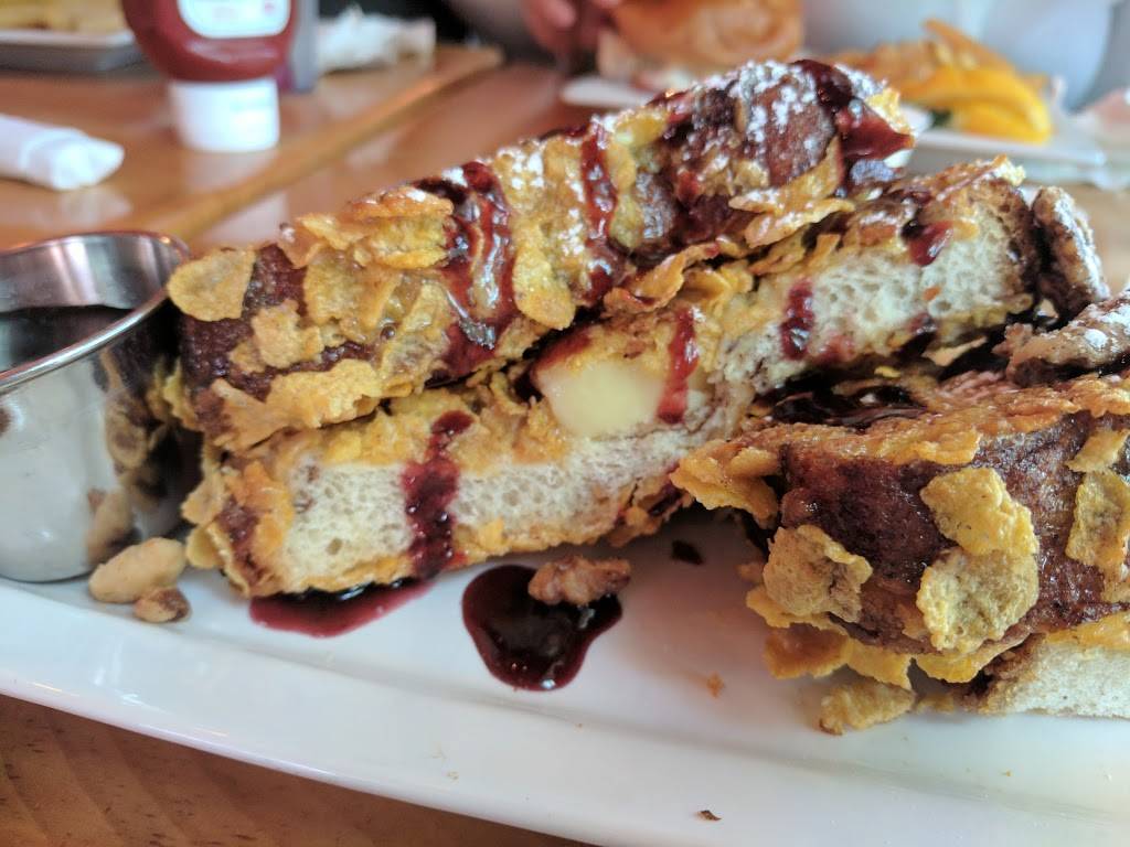 Karma Cafe and Art | restaurant | 72 Church St, Laconia, NH 03246, USA | 6035276000 OR +1 603-527-6000