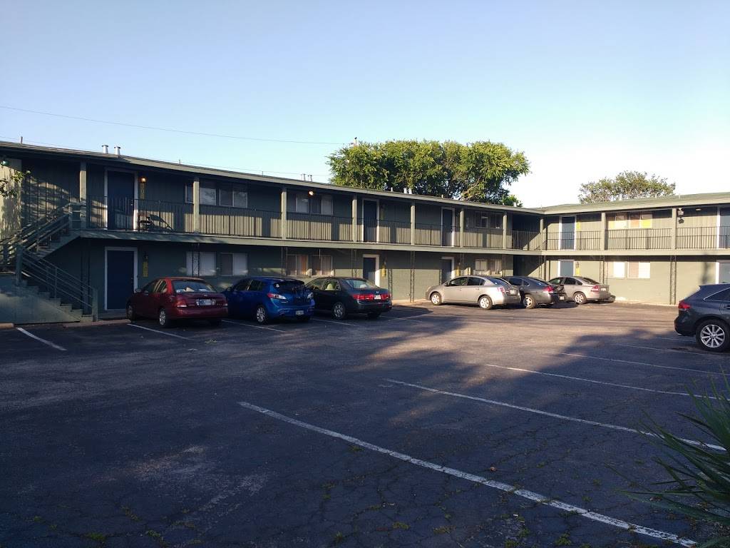 Hancock Center | shopping mall | 1000 E 41st St, Austin, TX 78751, USA | 7135993500 OR +1 713-599-3500