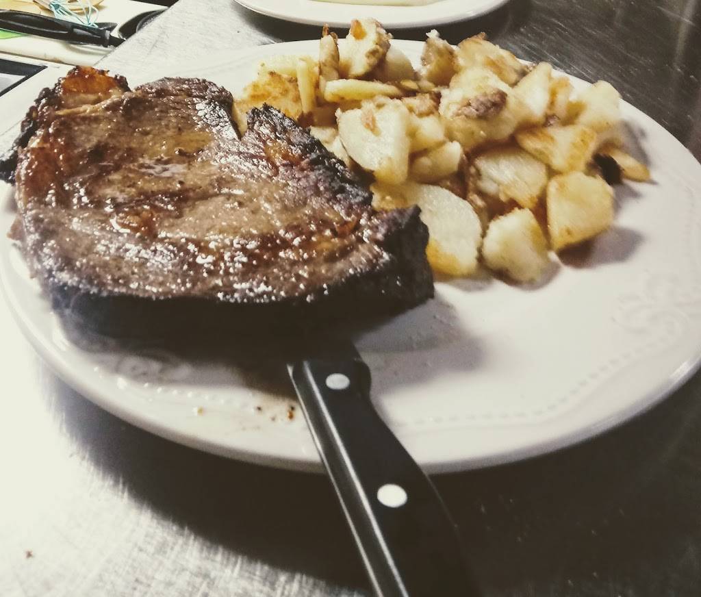 All American Grill | restaurant | 3400 Sebring Pkwy, Sebring, FL 33870, USA | 8632735001 OR +1 863-273-5001