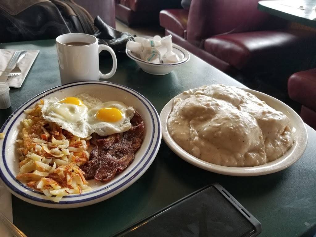 Galloping Gerties Bar & Grill | restaurant | 15417 Union Ave SW, Lakewood, WA 98498, USA | 2535844848 OR +1 253-584-4848