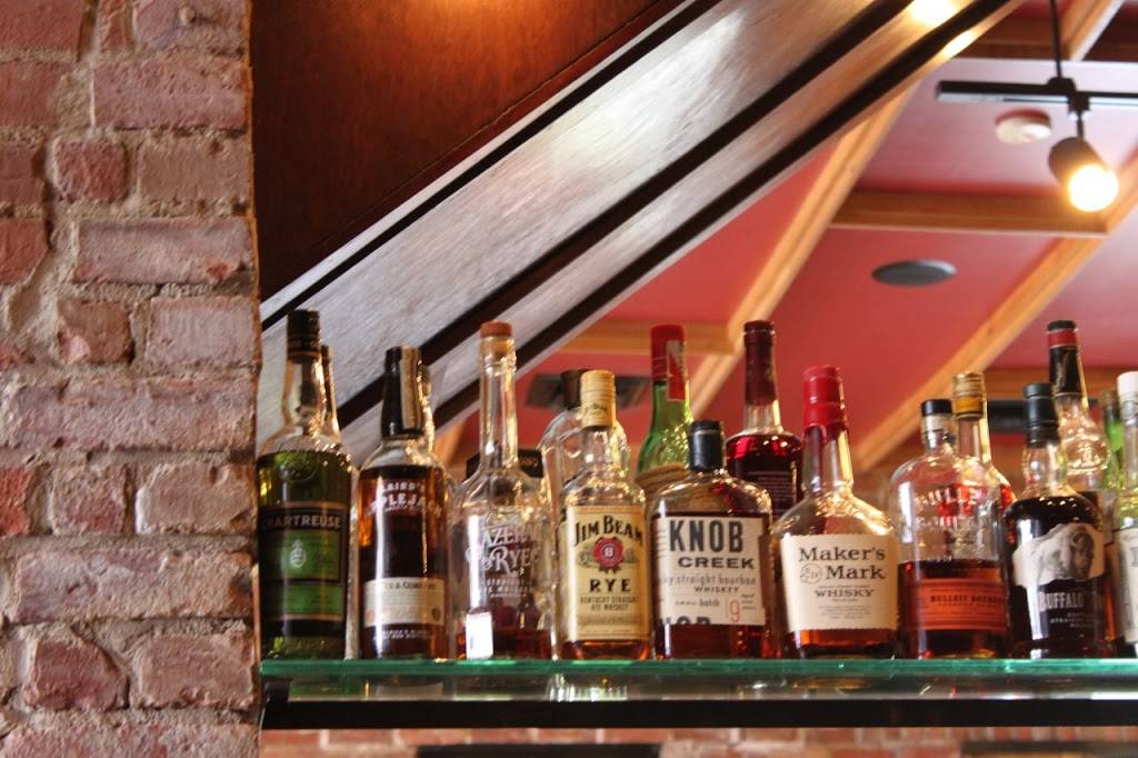 Slows Bar BQ | restaurant | 2138 Michigan Ave, Detroit, MI 48216, USA | 3139629828 OR +1 313-962-9828