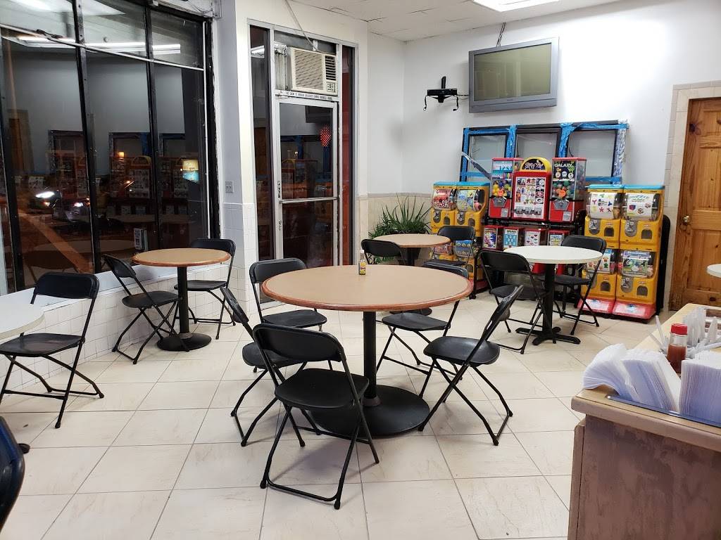 Costa Azul | restaurant | 2001 N Buena Vista St, Burbank, CA 91504, USA | 8185674689 OR +1 818-567-4689